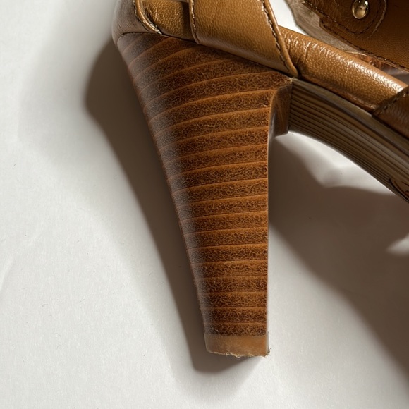 Sofft brand brown leather upper strappy heeled sandals US size 8W - Picture 10 of 12